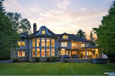 1 Aspen Court, Mahwah, NJ 07430 - Photo 4