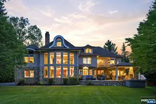 1 Aspen Ct, Mahwah, NJ 07430 - Photo 4