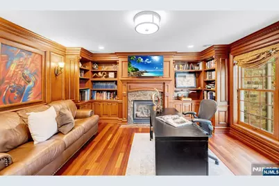 1 Aspen Court, Mahwah, NJ 07430 - Photo 12