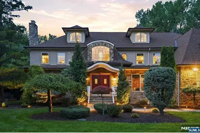 1 Aspen Court, Mahwah, NJ 07430 - Photo 2