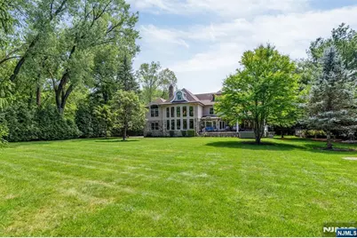 1 Aspen Court, Mahwah, NJ 07430 - Photo 46