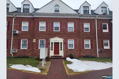 490 Beverly Road C4 #C4, Teaneck Township, NJ 07666 - Photo 1