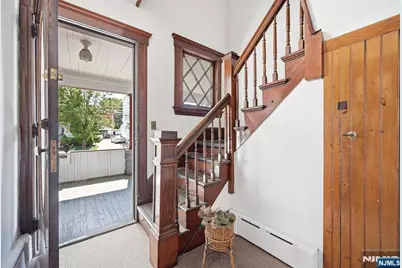 948 Van Houten Avenue, Clifton, NJ 07013 - Photo 6