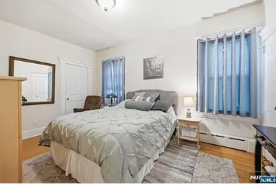 948 Van Houten Avenue, Clifton, NJ 07013 - Photo 16