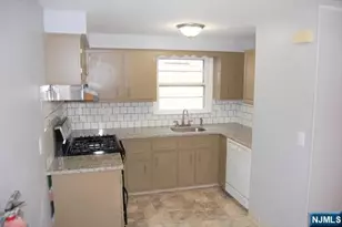 420 Kipp Ave, Hasbrouck Heights, NJ 07604 - Photo 2