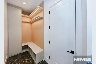 119 Arnot Place, Paramus, NJ 07652 - Photo 28