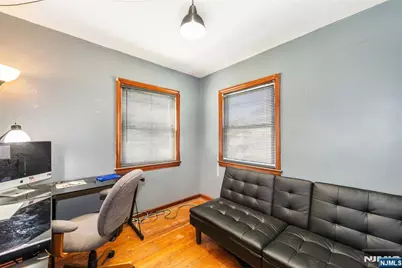 98 Tuella Avenue, Elmwood Park, NJ 07407 - Photo 16