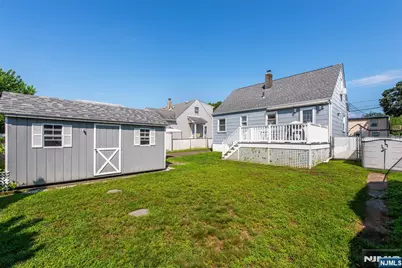 98 Tuella Avenue, Elmwood Park, NJ 07407 - Photo 22