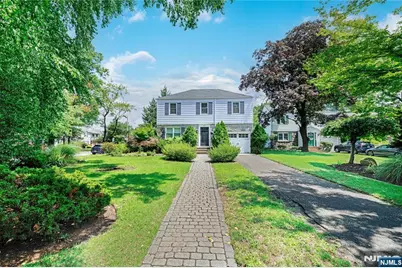 685 Ackerman Avenue, Glen Rock, NJ 07452 - Photo 1