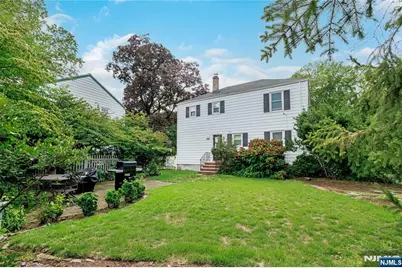 685 Ackerman Avenue, Glen Rock, NJ 07452 - Photo 16