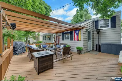 39-21 Knott Terrace, Fair Lawn, NJ 07410 - Photo 20