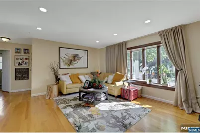 39-21 Knott Terrace, Fair Lawn, NJ 07410 - Photo 6