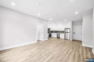 66 Mount Prospect Ave 2, Clifton, NJ 07013 - Photo 4