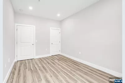 66 Mount Prospect Avenue 2 #2, Clifton, NJ 07013 - Photo 6