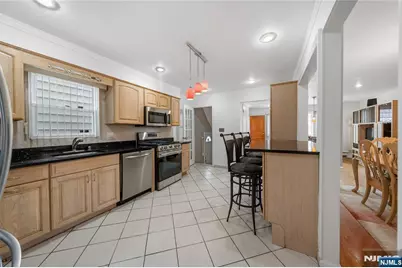 378 Cator Avenue, Jersey City, NJ 07305 - Photo 6