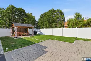 15 Pehle Ave, Saddle Brook Township, NJ 07663 - Photo 20