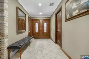 806 Stella Ct, Paramus, NJ 07652 - Photo 10