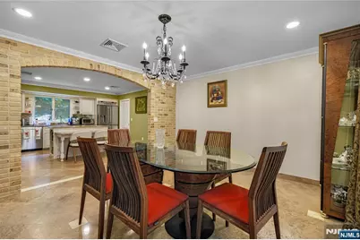 806 Stella Court, Paramus, NJ 07652 - Photo 12