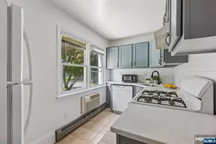 44 Gates Ave 2, Montclair, NJ 07042 - Photo 10