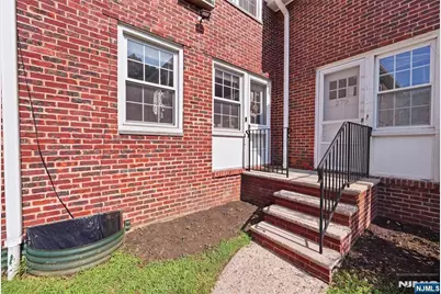283 Elmwood Avenue A #A, Maplewood, NJ 07040 - Photo 26
