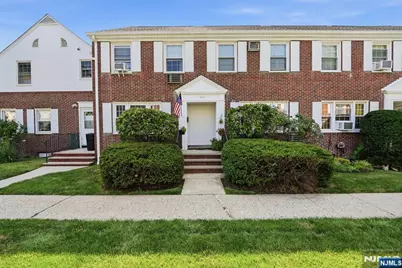 283 Elmwood Avenue A #A, Maplewood, NJ 07040 - Photo 2