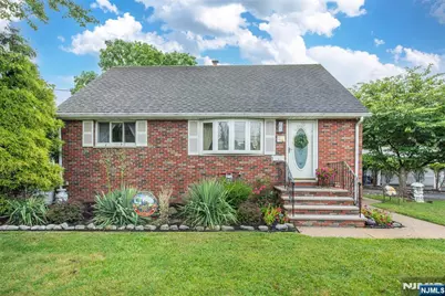 24 Filippone Way, Little Falls Township, NJ 07424 - Photo 2