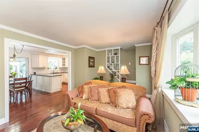 24 Filippone Way, Little Falls Township, NJ 07424 - Photo 4