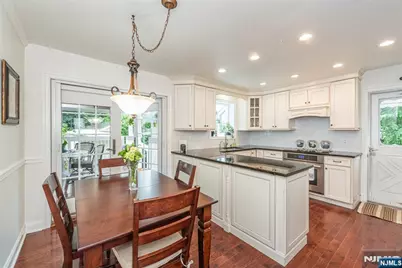 24 Filippone Way, Little Falls Township, NJ 07424 - Photo 6