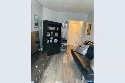 133 Anderson Avenue 2F #2f, Fairview, NJ 07022 - Photo 6
