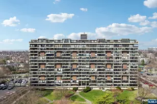 2 Horizon Road 1428, Fort Lee, NJ 07024 - Photo 38