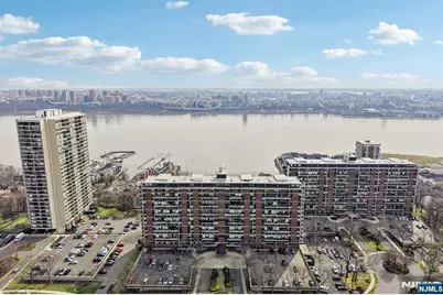 2 Horizon Road 1428 #1428, Fort Lee, NJ 07024 - Photo 36