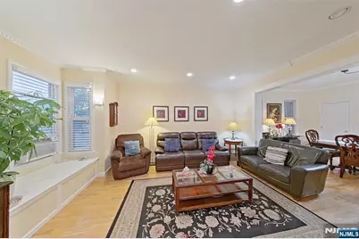 402 Davis Avenue, Harrison, NJ 07029 - Photo 10