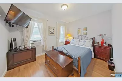 402 Davis Avenue, Harrison, NJ 07029 - Photo 24