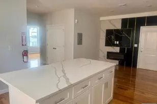 181 S Munn Ave 2, Irvington, NJ 07111 - Photo 4