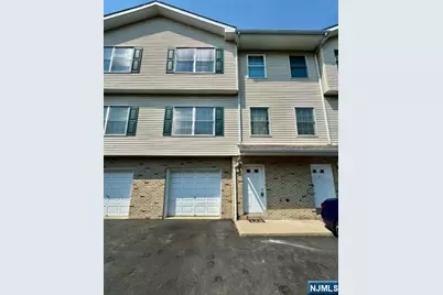 596 Harrison Avenue 3 #3, Lodi, NJ 07644 - Photo 1