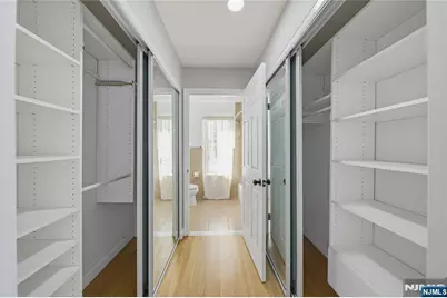 400 Crown Court 581 #581, Edgewater, NJ 07020 - Photo 22