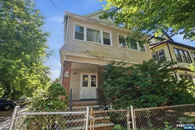 26-28 Seymour Avenue 3 #3, Newark, NJ 07108 - Photo 1