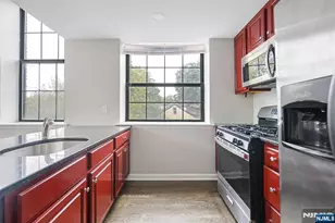 105 -111 Marion Street 18, Paterson, NJ 07522 - Photo 2