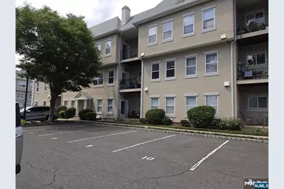 312 Brittany Drive, Wayne, NJ 07470 - Photo 18