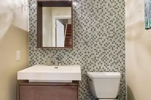 1504 Westgate Dr, Fort Lee, NJ 07024 - Photo 10