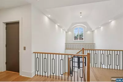 50 Roberts Road, Englewood Cliffs, NJ 07632 - Photo 24