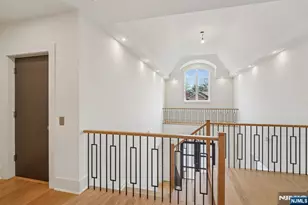 50 Roberts Rd, Englewood Cliffs, NJ 07632 - Photo 24