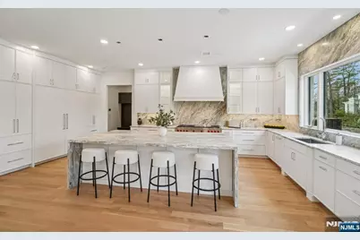 50 Roberts Road, Englewood Cliffs, NJ 07632 - Photo 18