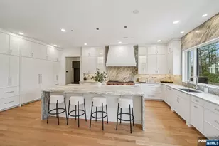 50 Roberts Rd, Englewood Cliffs, NJ 07632 - Photo 18