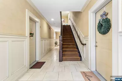 255 Laird Avenue 2 #2, Cliffside Park, NJ 07010 - Photo 16