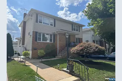 364 New York Avenue B #B, Lyndhurst Township, NJ 07071 - Photo 1