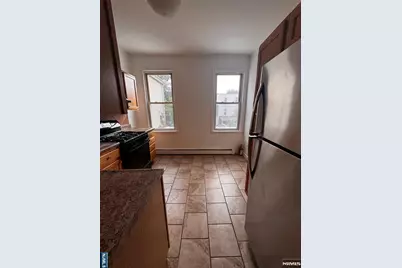 4702 Cottage Avenue 2 #2, North Bergen, NJ 07047 - Photo 4
