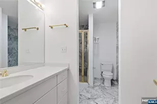 207 Shearwater Ct 17, Jersey City, NJ 07305 - Photo 26
