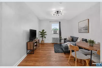 140 Englewood Avenue 5B #5B, Teaneck Township, NJ 07666 - Photo 4