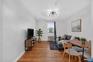 140 Englewood Ave 5B, Teaneck Township, NJ 07666 - Photo 4